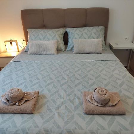 Valux Apartman Pula Exteriör bild