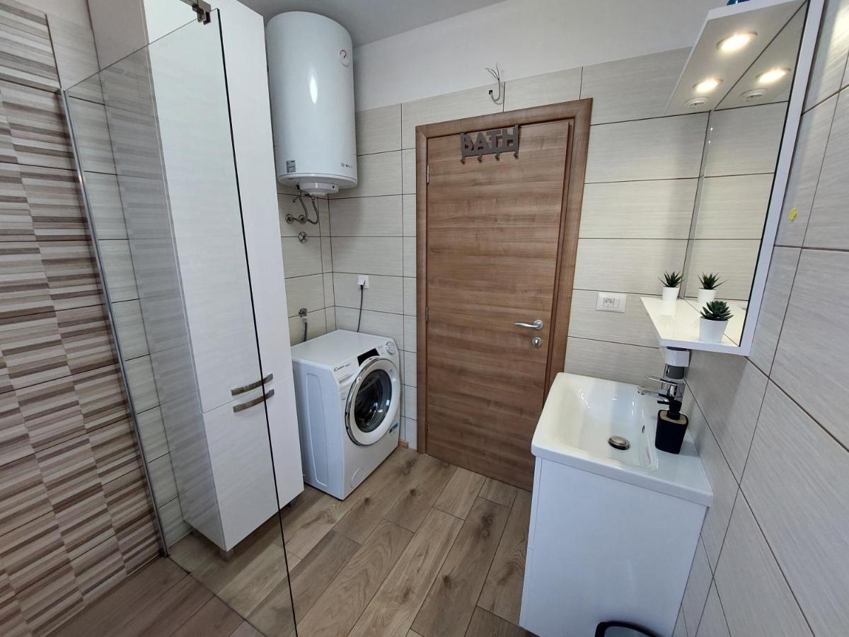 Valux Apartman Pula Exteriör bild