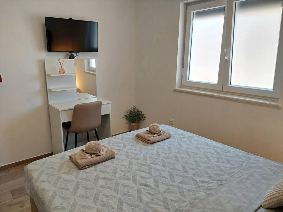 Valux Apartman Pula Exteriör bild